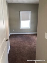 9 Dehon St, Unit 4 in Revere, MA - Building Photo