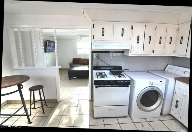 4401 E Missouri Ave in El Paso, TX - Building Photo - Building Photo