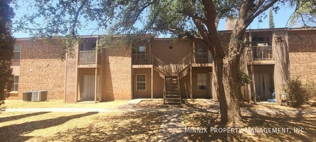 property at 4700 Boulder Dr