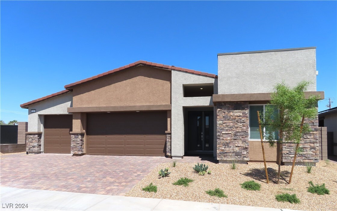 214 Augusta Rdg Ct in Henderson, NV - Building Photo