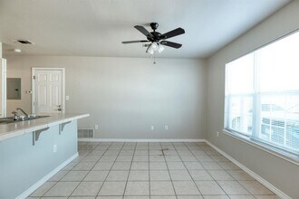 107 Castleberry Ct in Bertram, TX - Building Photo - Building Photo