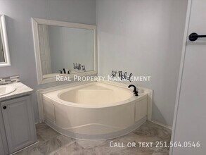 4131 Oak Ridge Ave in Mobile, AL - Building Photo - Building Photo