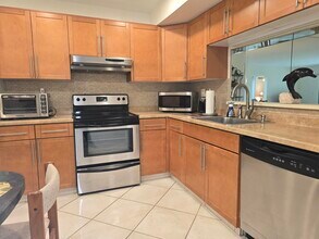3403 Bimini Ln in Coconut Creek, FL - Building Photo - Building Photo
