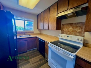 1790 Ellis St in Concord, CA - Building Photo - Building Photo