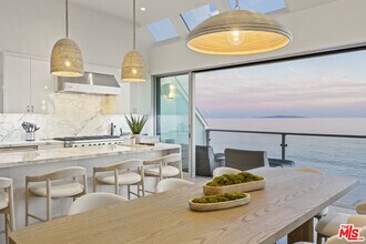 26508 Latigo Shore Dr in Malibu, CA - Building Photo - Building Photo