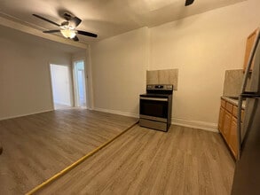 19 Cornelia St in Brooklyn, NY - Building Photo - Building Photo