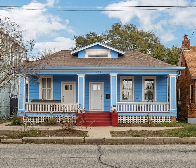 1104 35th St in Galveston, TX - Building Photo
