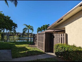 1504 Waterview Cir in Palm Springs, FL - Building Photo - Building Photo