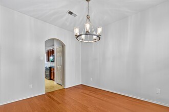 2318 Kylie Ct in Spring, TX - Foto de edificio - Building Photo