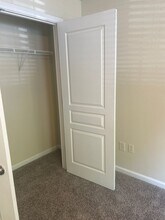 3921 Cherokee Woods Way in Knoxville, TN - Building Photo - Building Photo