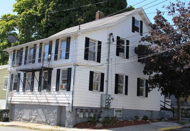 37 Drew Ave, Unit 2-1