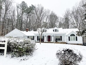 7140 Persimmon Ln in Owings, MD - Building Photo - Building Photo