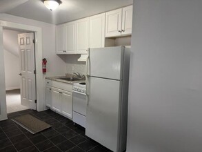 36 Wallkill Ave-Unit -2F in Wallkill, NY - Building Photo - Building Photo