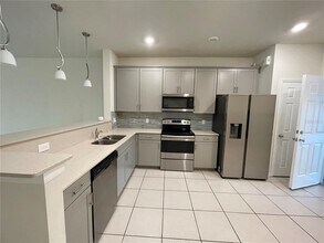 3806 Grassland Dr in Orlando, FL - Building Photo - Building Photo