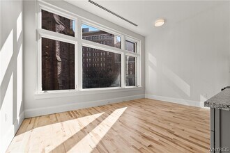 130 Pearl St in Buffalo, NY - Building Photo - Building Photo