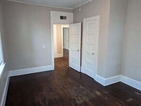 1034 Kinard Ct in Columbia, SC - Foto de edificio - Building Photo