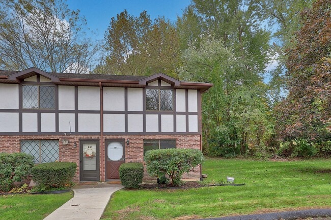 2 Branch Rd in Thomaston, CT - Building Photo - Building Photo