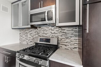 9060 Palisade Ave in North Bergen, NJ - Building Photo - Building Photo