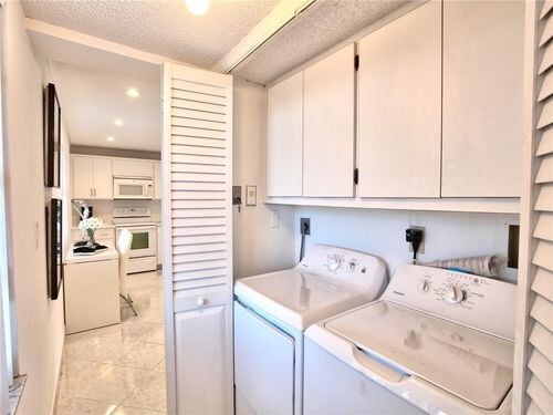 3507 Oaks Way-Unit -3L in Pompano Beach, FL - Building Photo - Building Photo