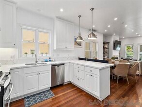 722 F Ave in Coronado, CA - Building Photo - Building Photo