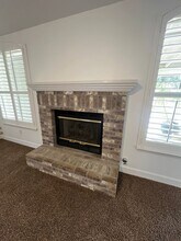 1326 S Laguna St in Visalia, CA - Building Photo - Building Photo