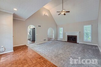 4994 Sandyhook Ct NW in Acworth, GA - Foto de edificio - Building Photo