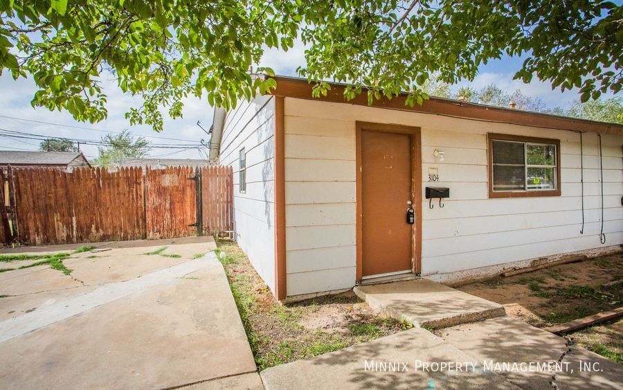 3104 Avenue N in Lubbock, TX - Building Photo