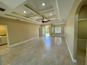 6110 Ronda St in Englewood, FL - Building Photo - Building Photo