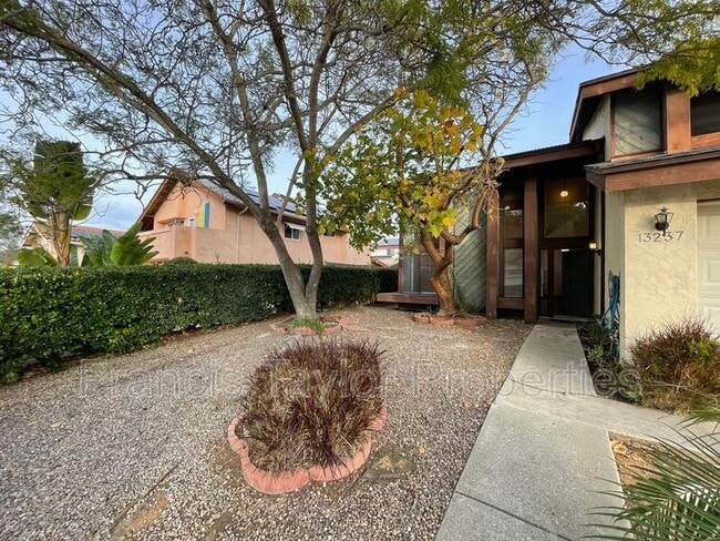 13237 Sundance Ave in San Diego, CA - Building Photo - Building Photo