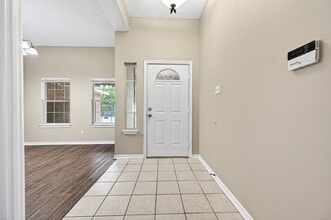 11655 Lakeview Manor Dr in Willis, TX - Building Photo - Building Photo