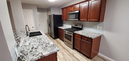 5106 Prosperity Cir in Houston, TX - Building Photo - Building Photo