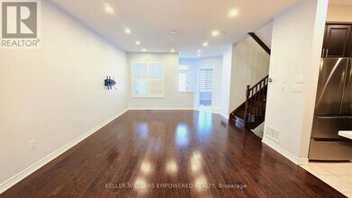 15 Dimma St in Markham, ON - Building Photo - Building Photo