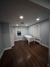 48 Aberdeen Rd in Framingham, MA - Building Photo - Building Photo