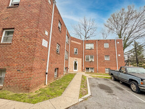 6124 41st Ave in Hyattsville, MD - Building Photo - Building Photo