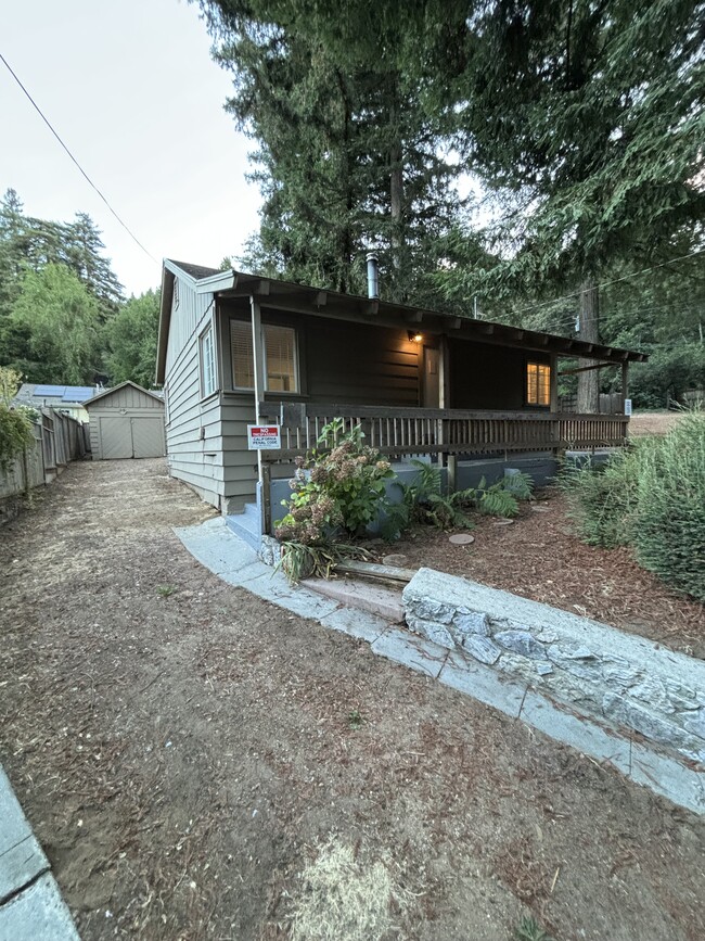 13475 Big Basin Wy in Boulder Creek, CA - Building Photo - Building Photo