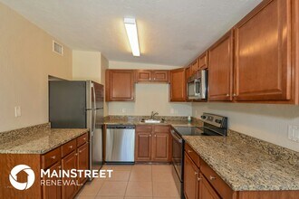 4801 Bell Meade Dr in Sarasota, FL - Building Photo - Building Photo