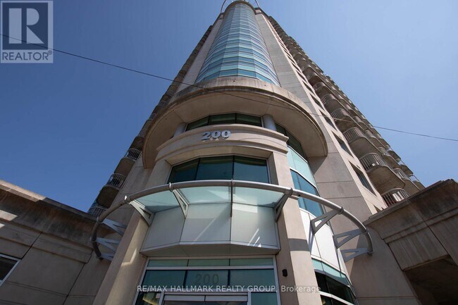 1701-200-200 Rideau St in Ottawa, ON - Building Photo - Building Photo
