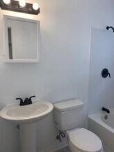 201 Ashmore St in Hinesville, GA - Building Photo - Building Photo