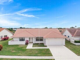 9525 El Clair Ranch Rd in Boynton Beach, FL - Building Photo