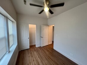 8246 S Racine Ave in Chicago, IL - Building Photo - Building Photo