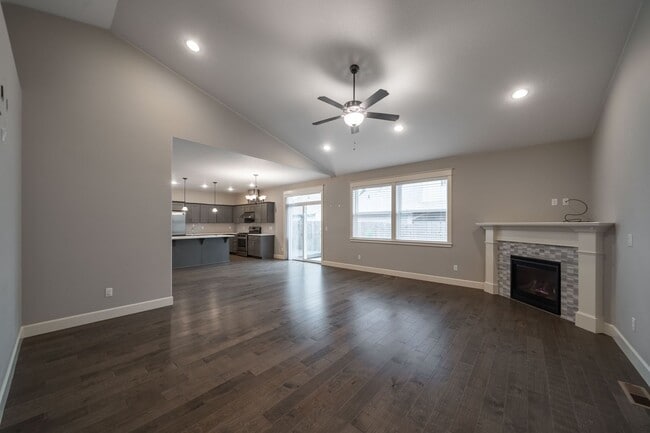 property at 9965 SE Taggart St