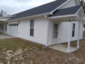 1284 Mackey Scott Rd in Aiken, SC - Building Photo