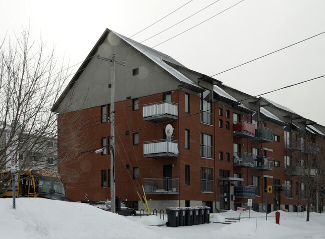 14628-14646 Lirette in Montréal, QC - Building Photo - Building Photo