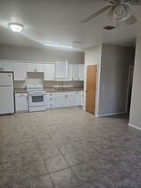 271 Ridge Rd NW in Largo, FL - Building Photo