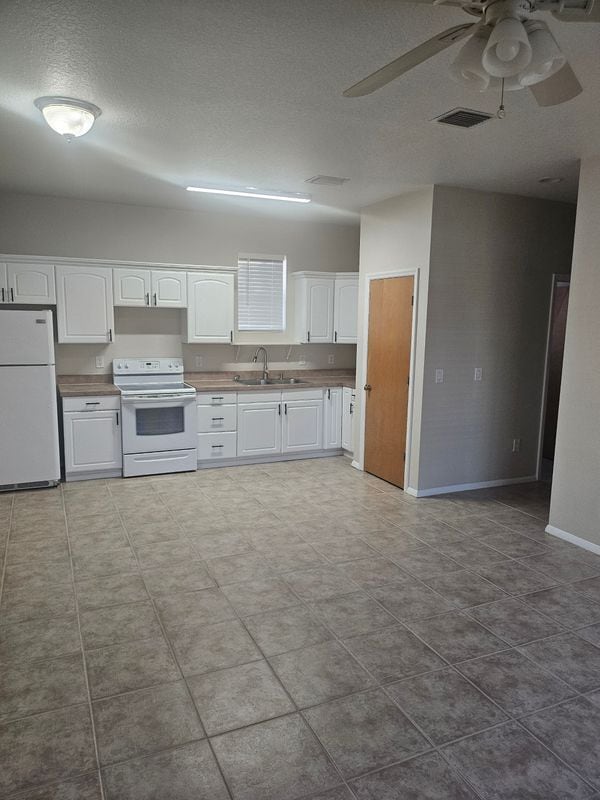 property at 271 Ridge Rd NW