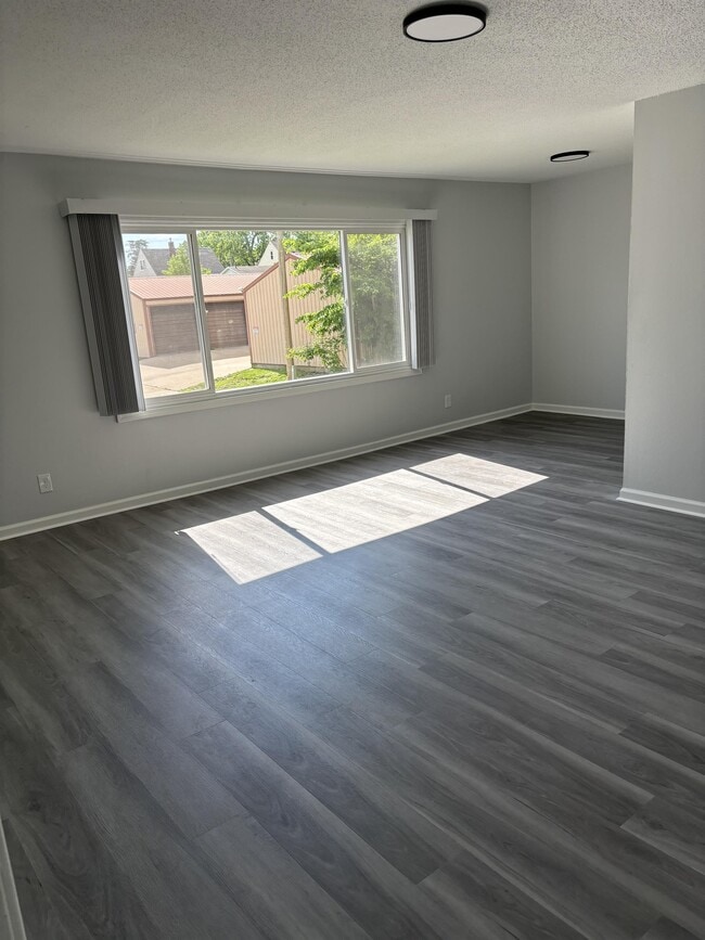 property at 1313 Oakland Rd NE