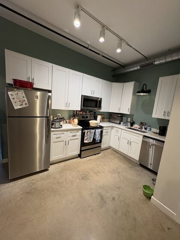 property at 923 S East Ave