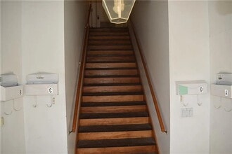 1015 W Jackson St, Unit A in Kokomo, IN - Building Photo - Building Photo