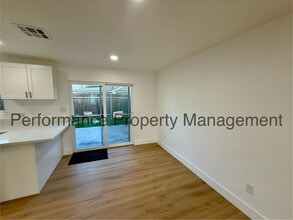 3401 Squire Ln in Bakersfield, CA - Building Photo - Building Photo