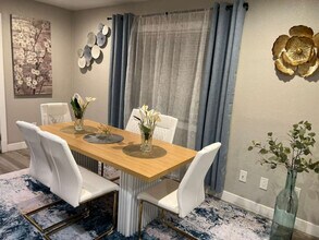 354 Rexview Dr in San Diego, CA - Building Photo - Building Photo